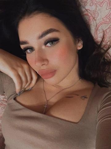 Моника фото 2